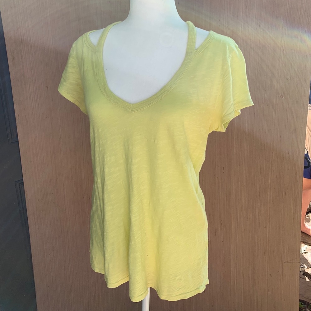 Short sleeve top